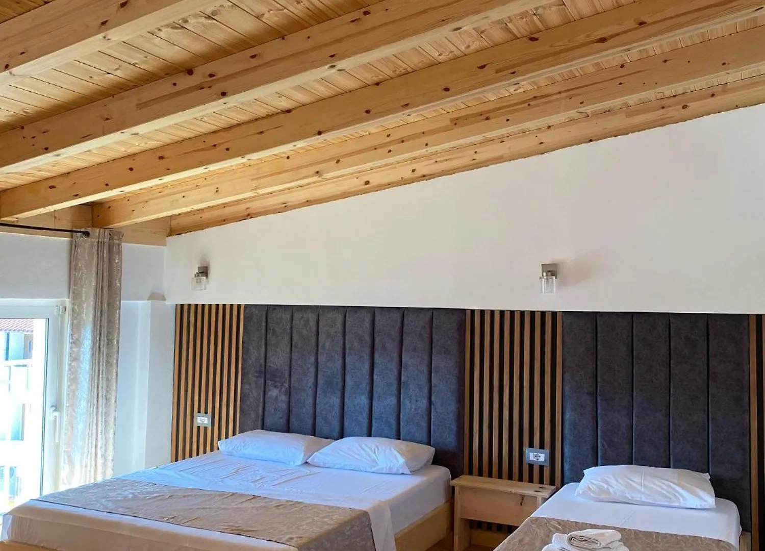 Sea'S Villa Ksamil Hotell