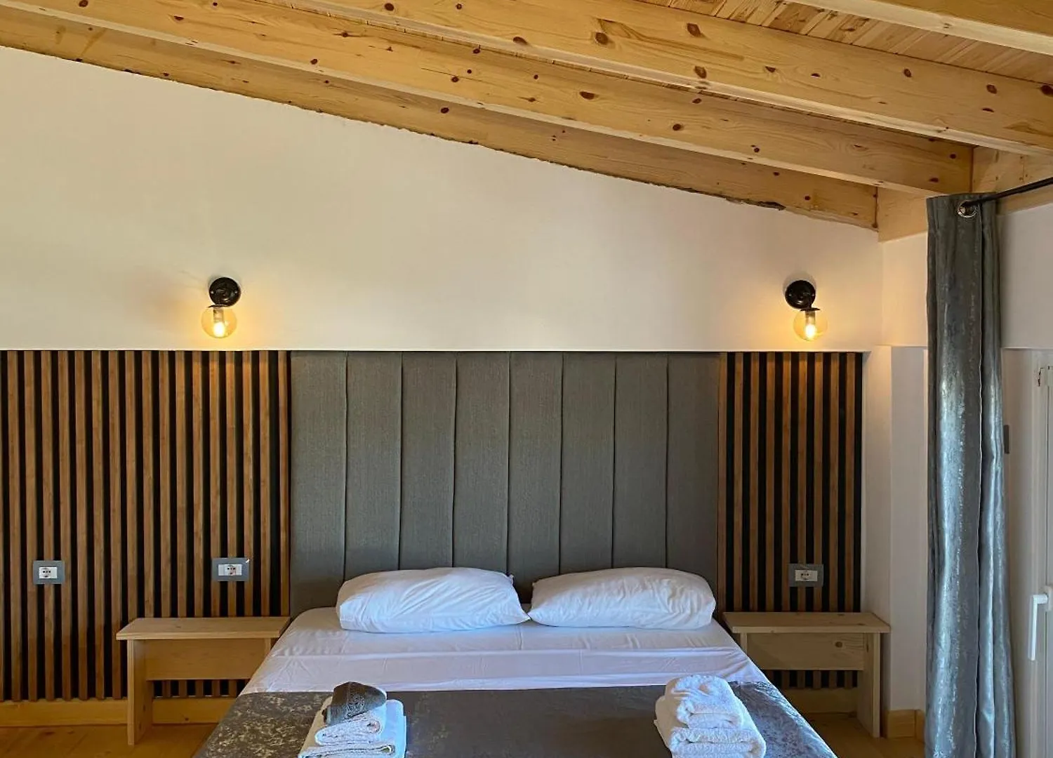 Hotell Sea'S Villa Ksamil
