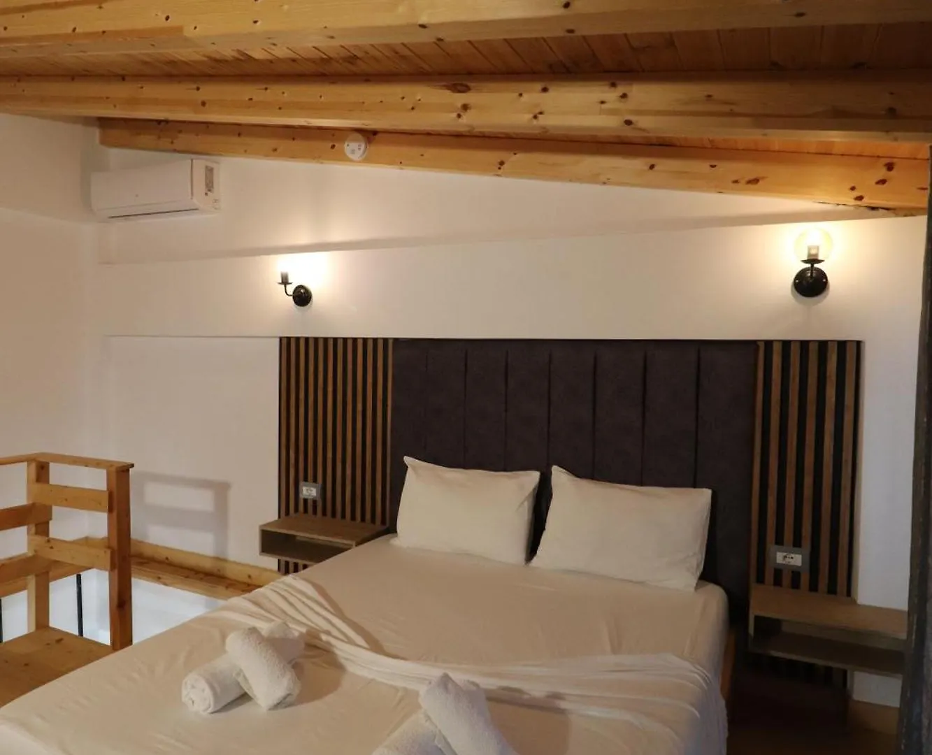 Sea'S Villa Ksamil Hotell